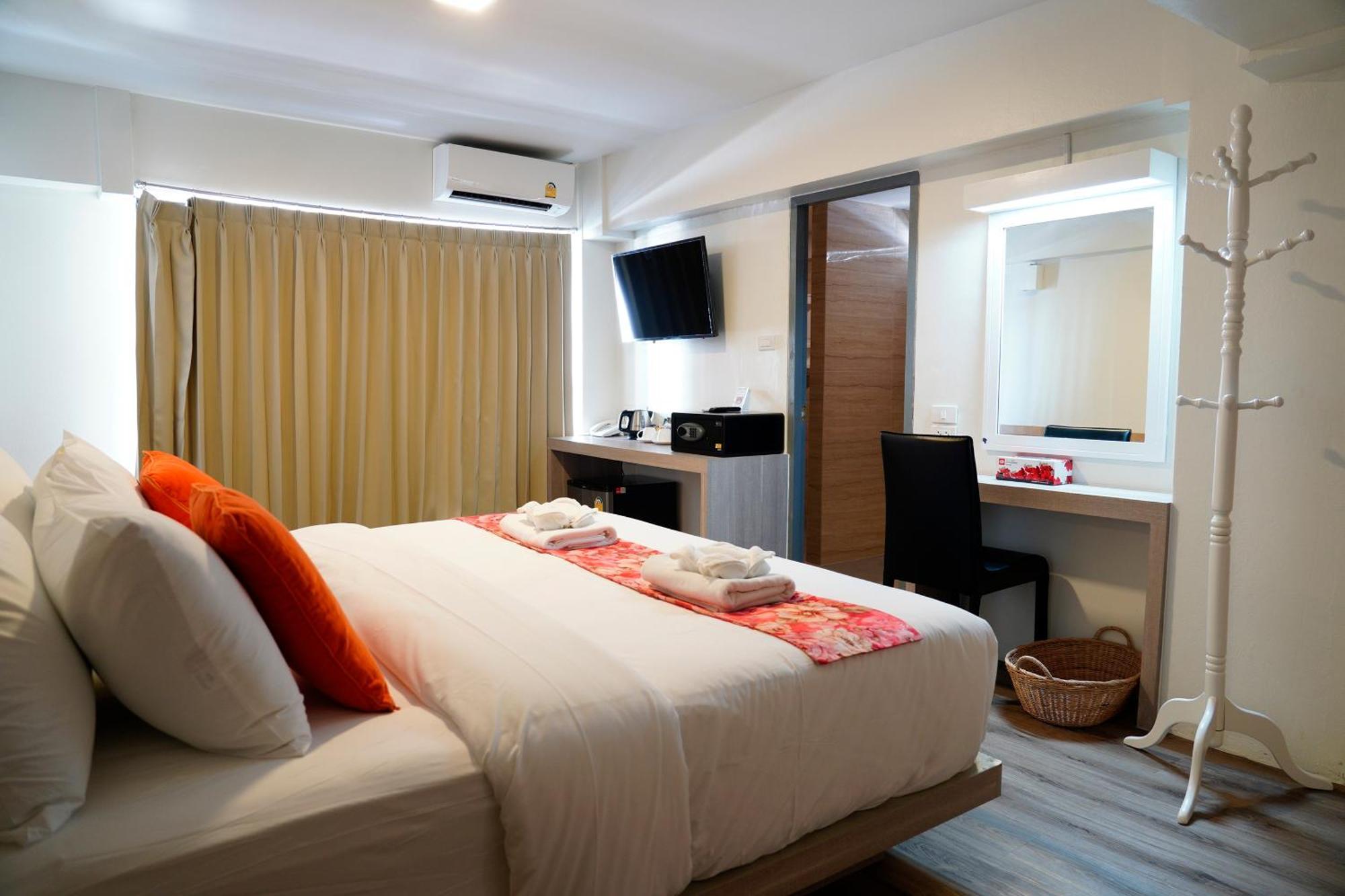 Wild Orchid Villa Bangkok Room photo